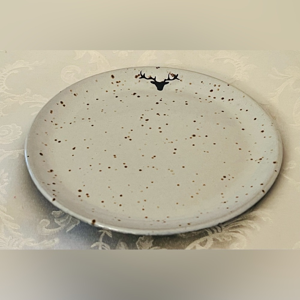 NWOB Pottery Barn Rustic Reindeer Terracotta Dinner Plates S/4 Christmas Holiday - Picture 13 of 16